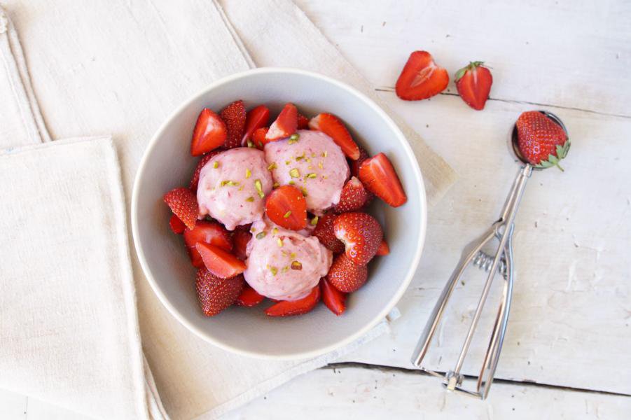 Rezept für Erdbeer-Bowl mit Nice Ice