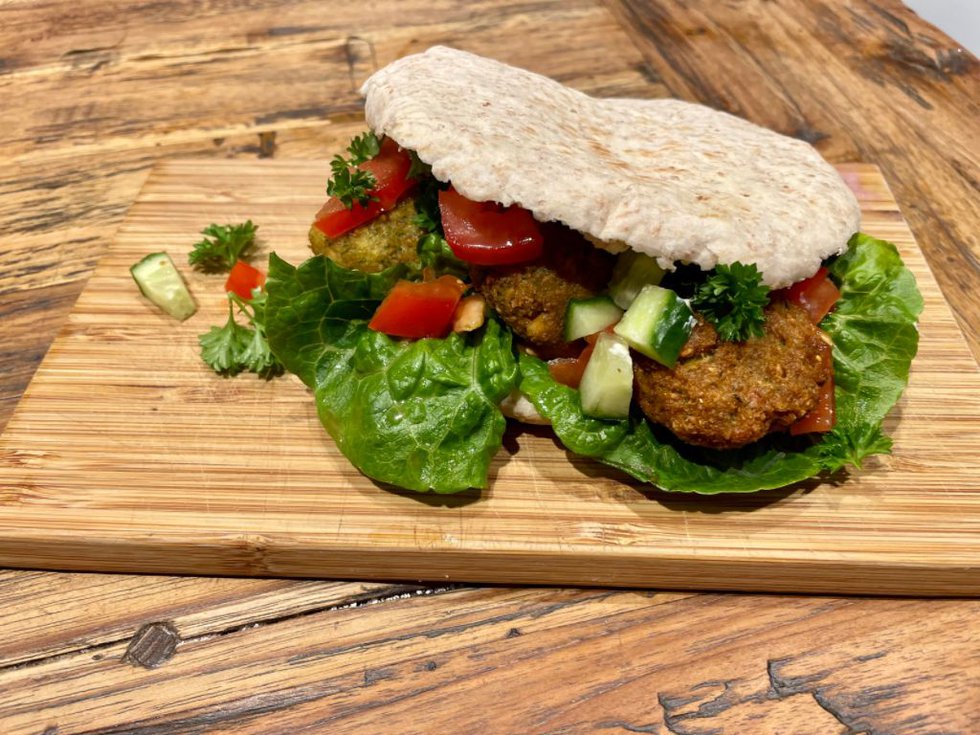 Rezept: Falafel mit Sesamsoße - kinderzeit-bremen.de