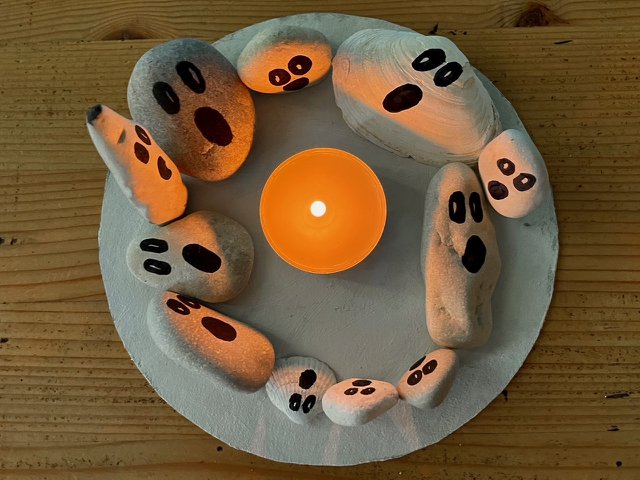 Halloween DIY Geister-Lagefeuer